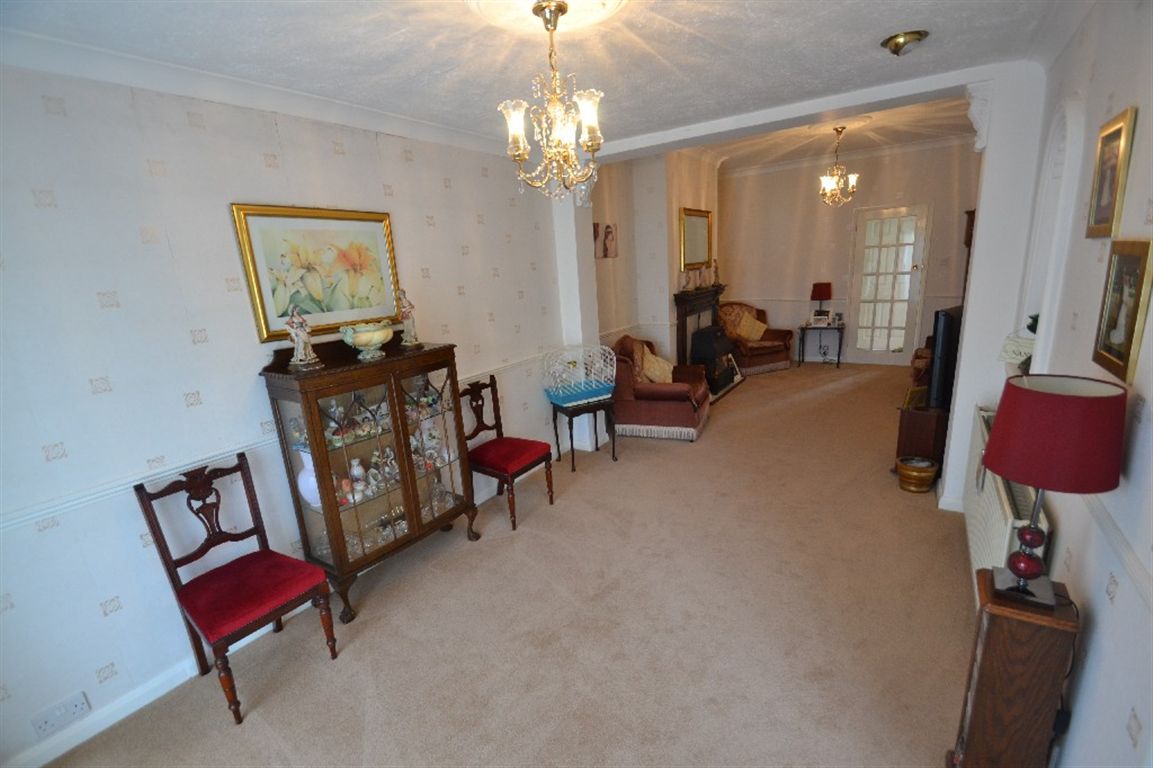 Lodge Lane, Collier Row, Romford, Essex,..., RM5 , 2 bed, Bungalow, RM5