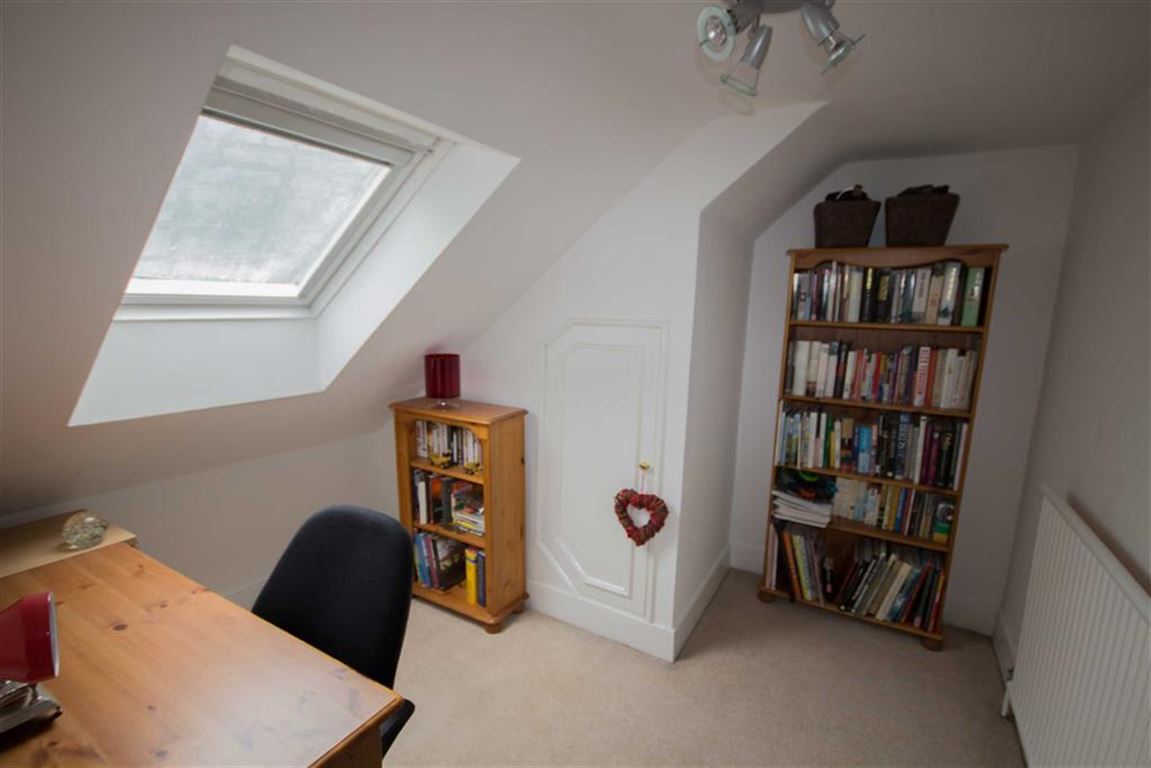 Study/Bedroom 6