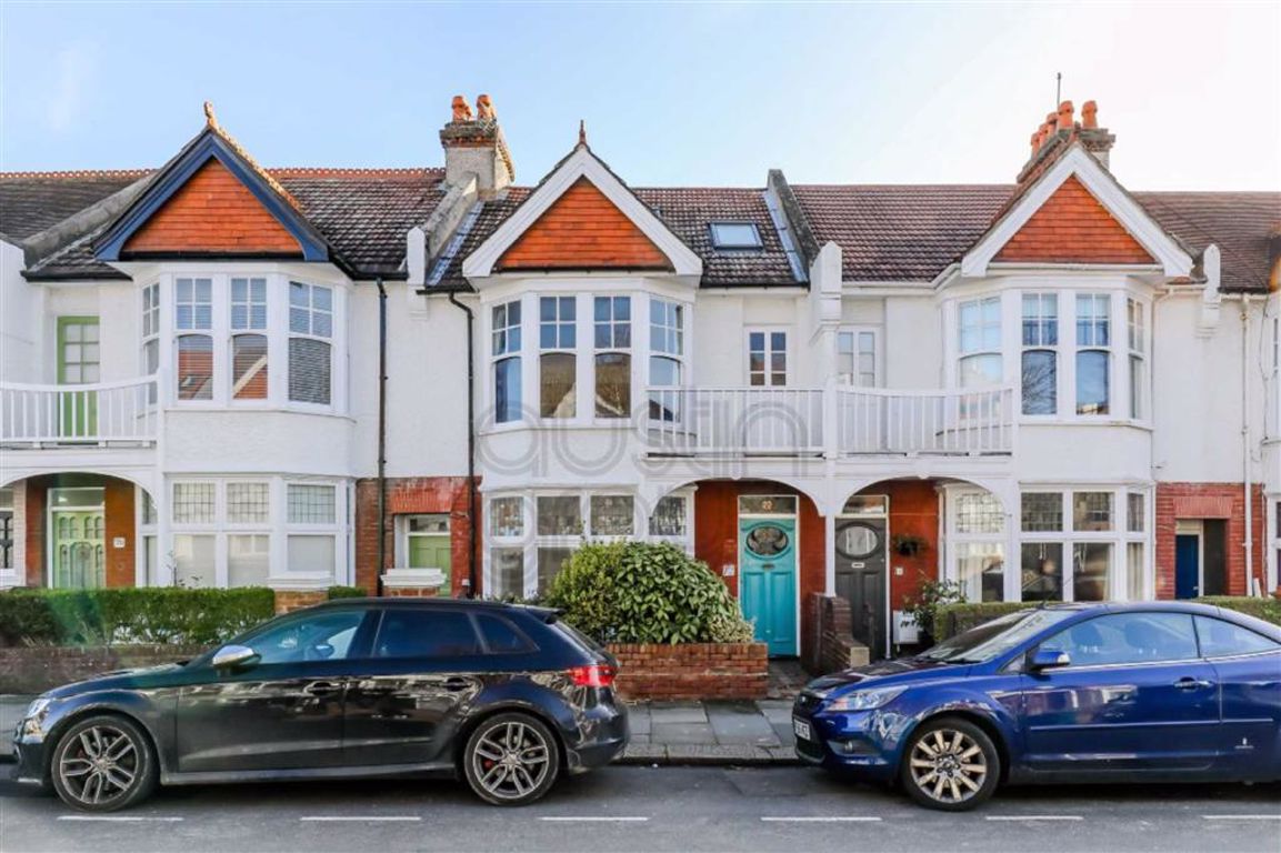 5Bedroom House Sold in Lyndhurst Road, Hove Austin Gray