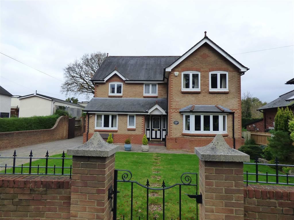 Wimborne Road, Bournemouth, Dorset, BH10 , 4 bed, Type unknown, BH10