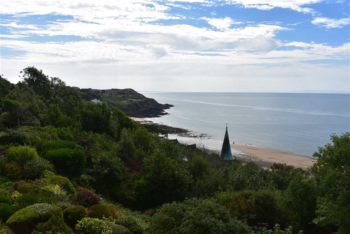Woodridge Court, Langland, Swansea Woodridge Court, Langland, Swansea