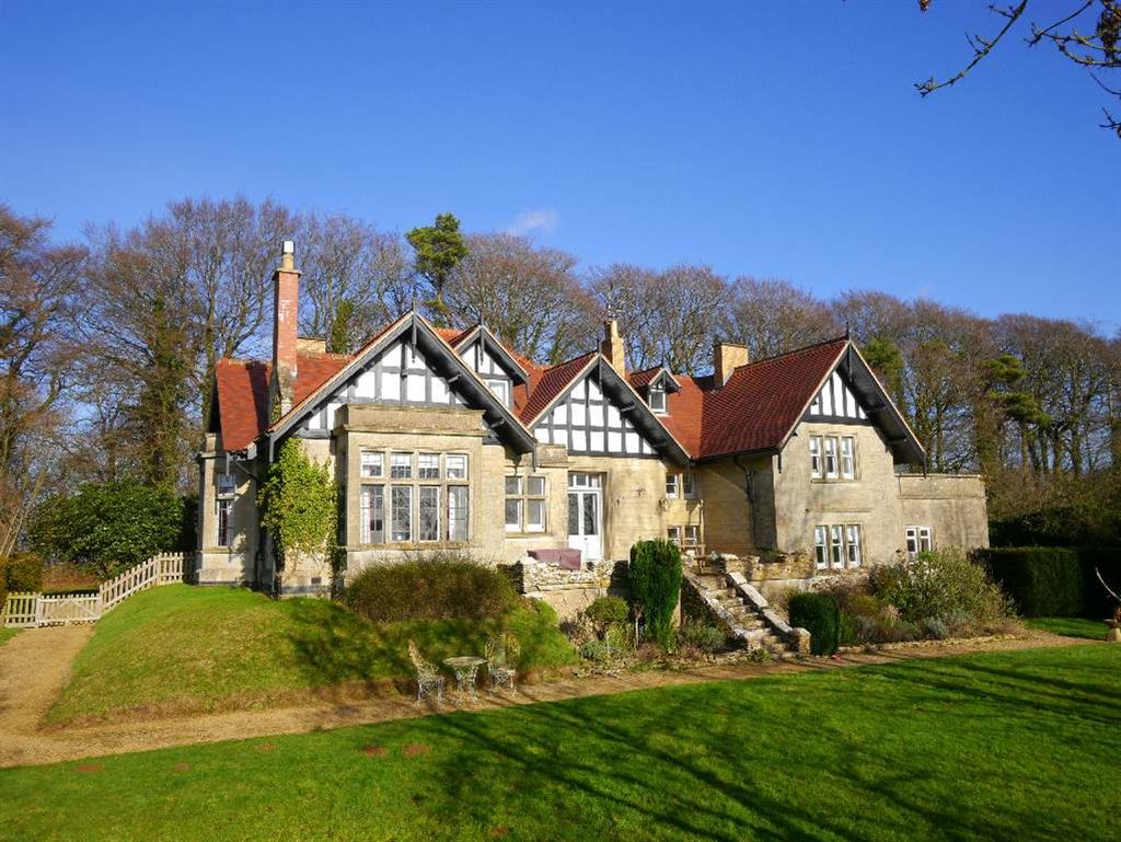 Pegglesworth, Andoversford, Gloucestersh..., 4 bed, Type unknown, GL54