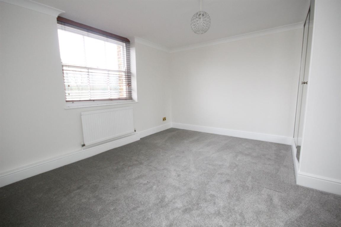 Thorndon Hall, Brentwood Keith Ashton