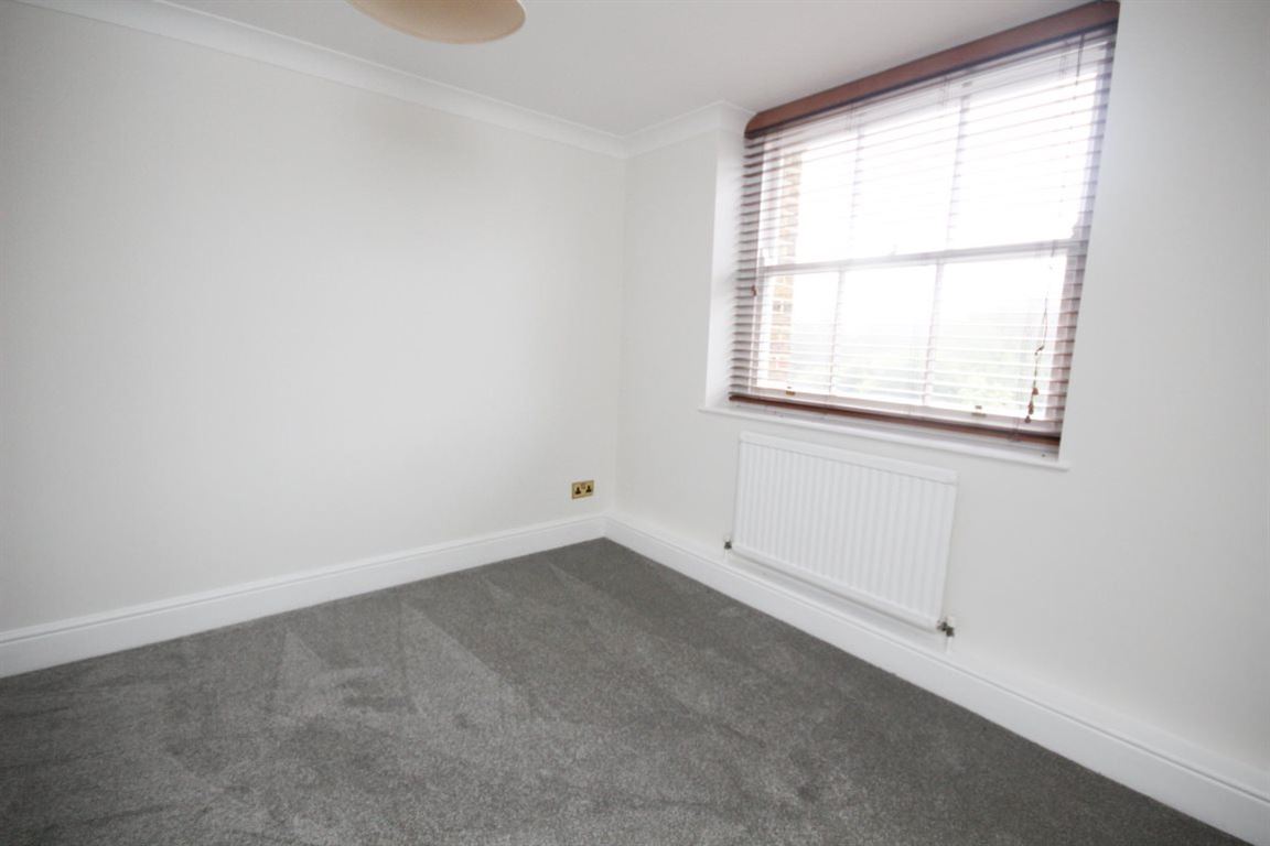 Thorndon Hall, Brentwood Keith Ashton