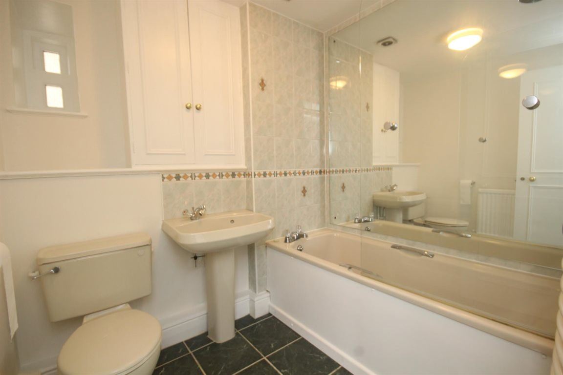 Thorndon Hall, Brentwood Keith Ashton