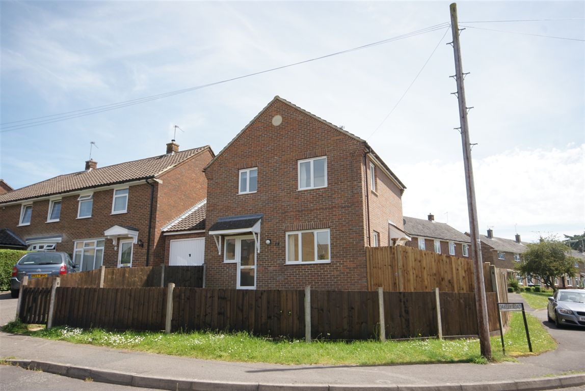 Oakley Road, Bordon, Hampshire, GU35 , 3 bed, Type unknown, GU35 0JG, £