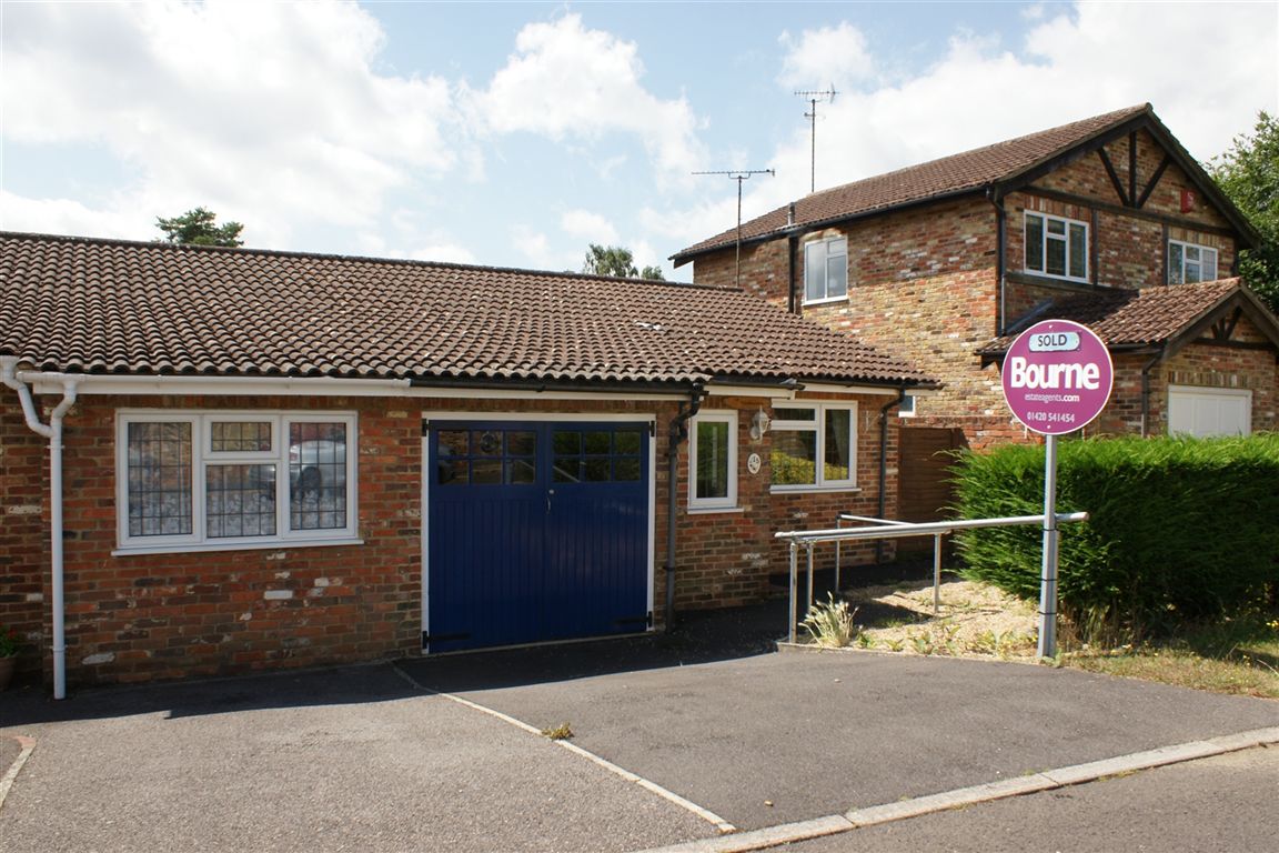 Britannia Close, Bordon, Hampshire, GU35 , 2 bed, Type unknown, GU35