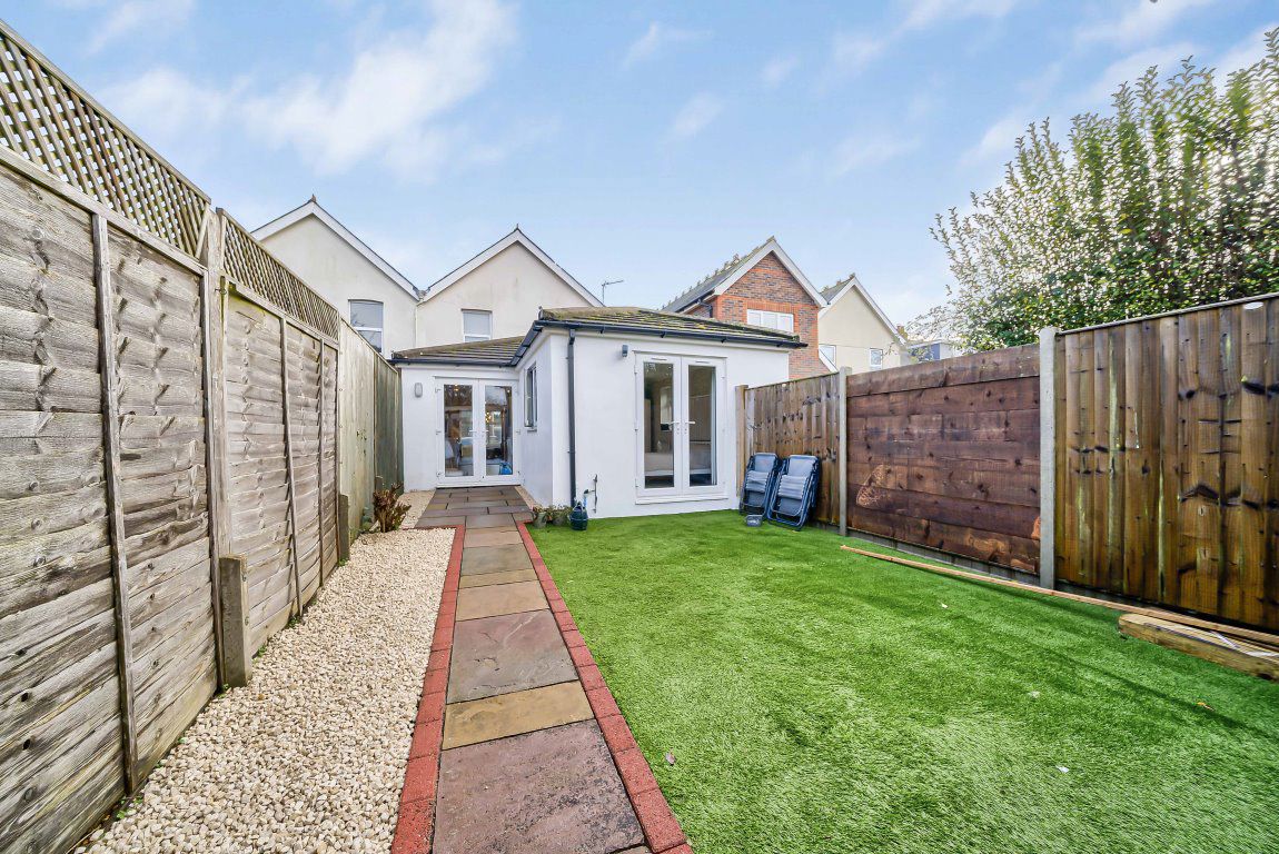 Stein Road, Southbourne