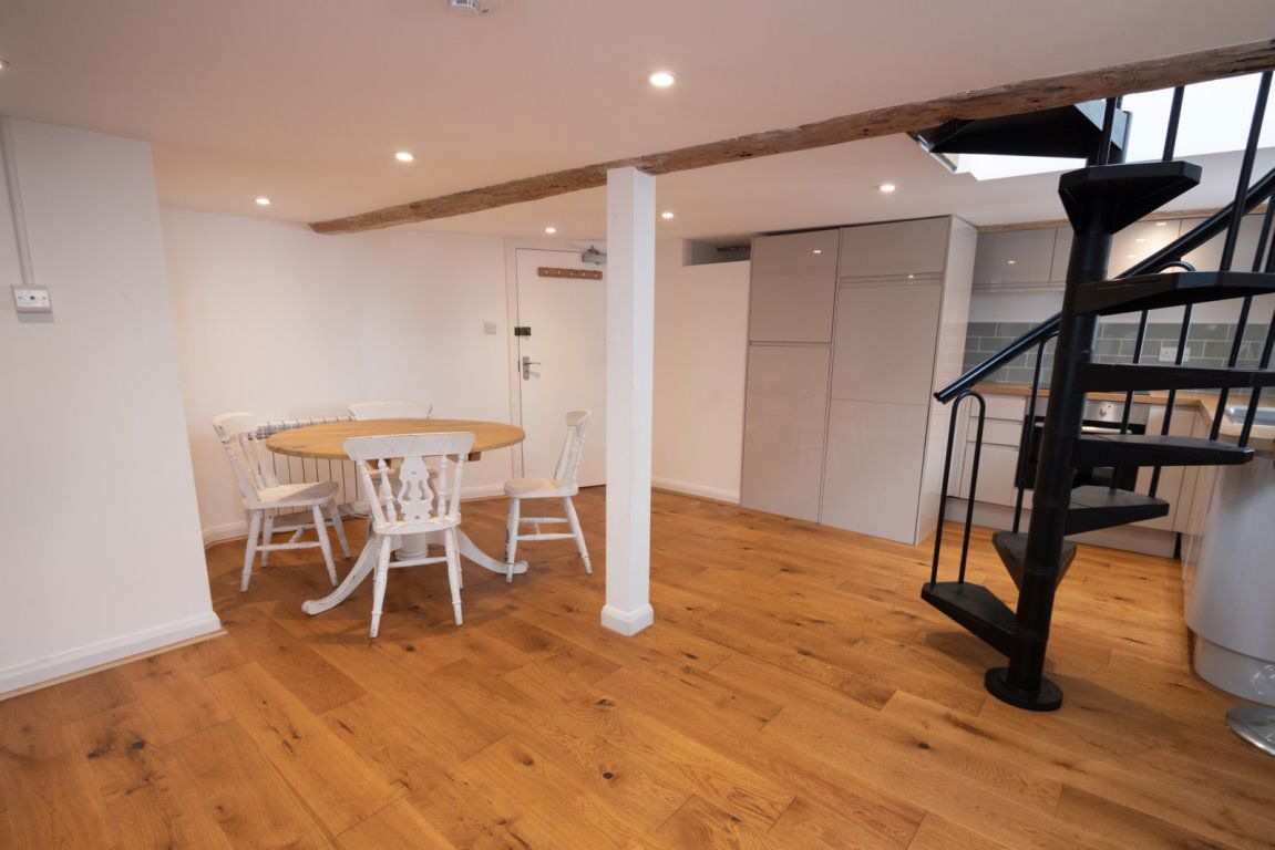 The Hornet, chichester