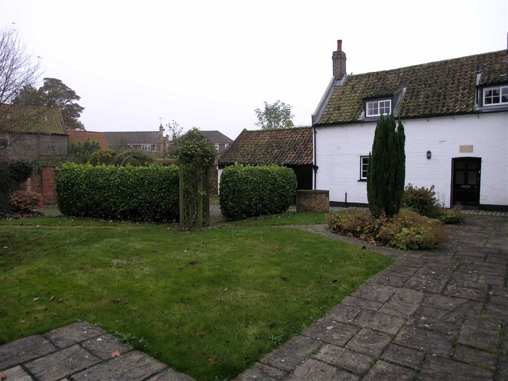 Highgate Farm, Highgate, Cherry Burton,, HU17 , 5 bed, Type unknown