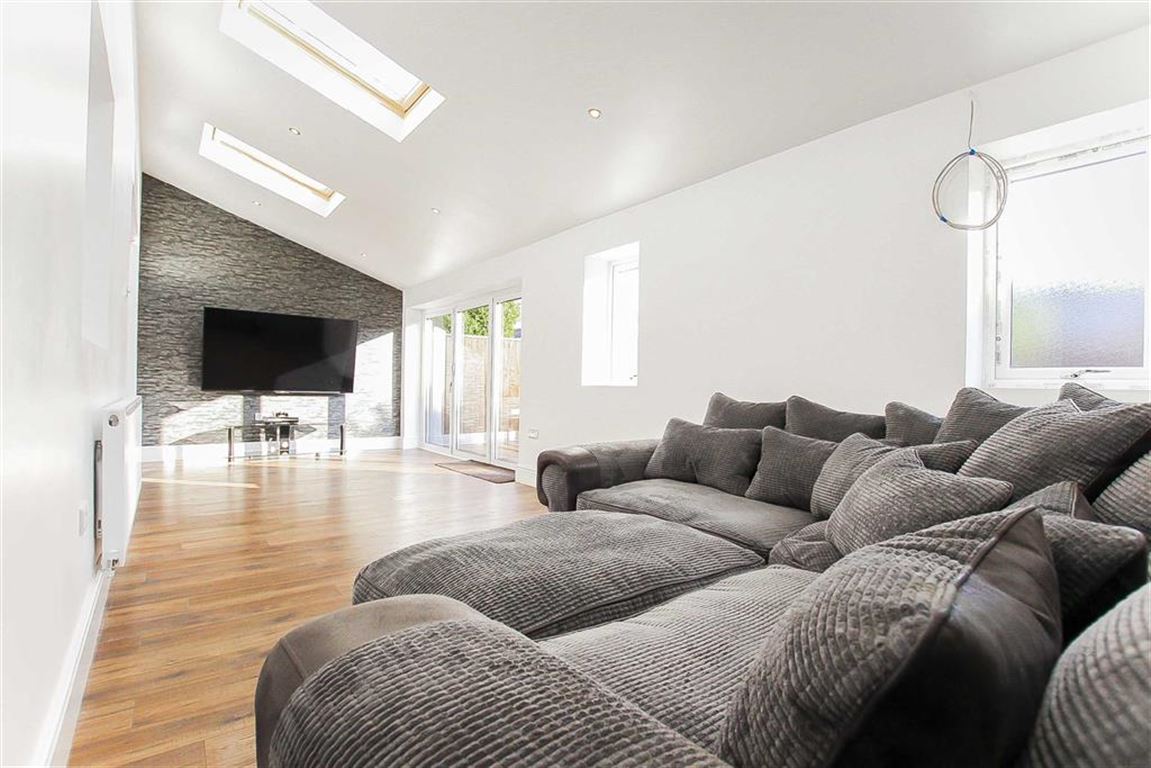 Estate Agents Rossendale, Hyndburn, Manchester, Blackburn, Burnley