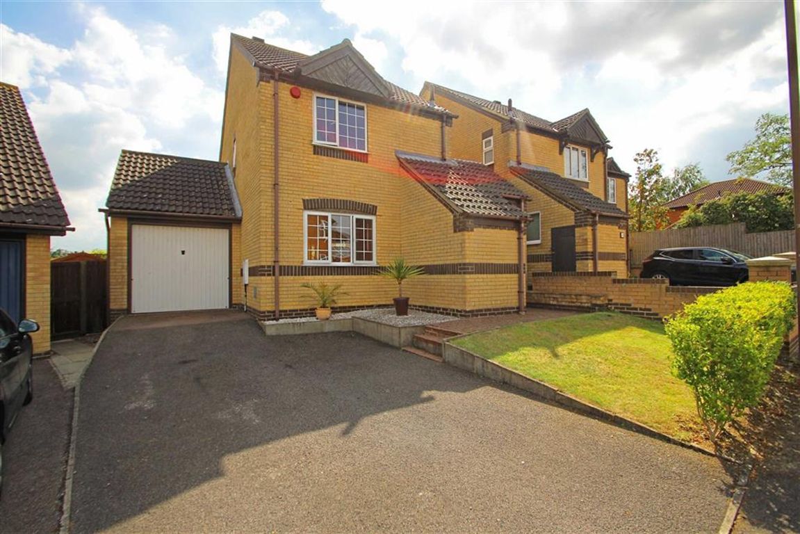 Redding Grove, Crownhill, Milton Keynes,..., MK8 , 3 bed, Type unknown