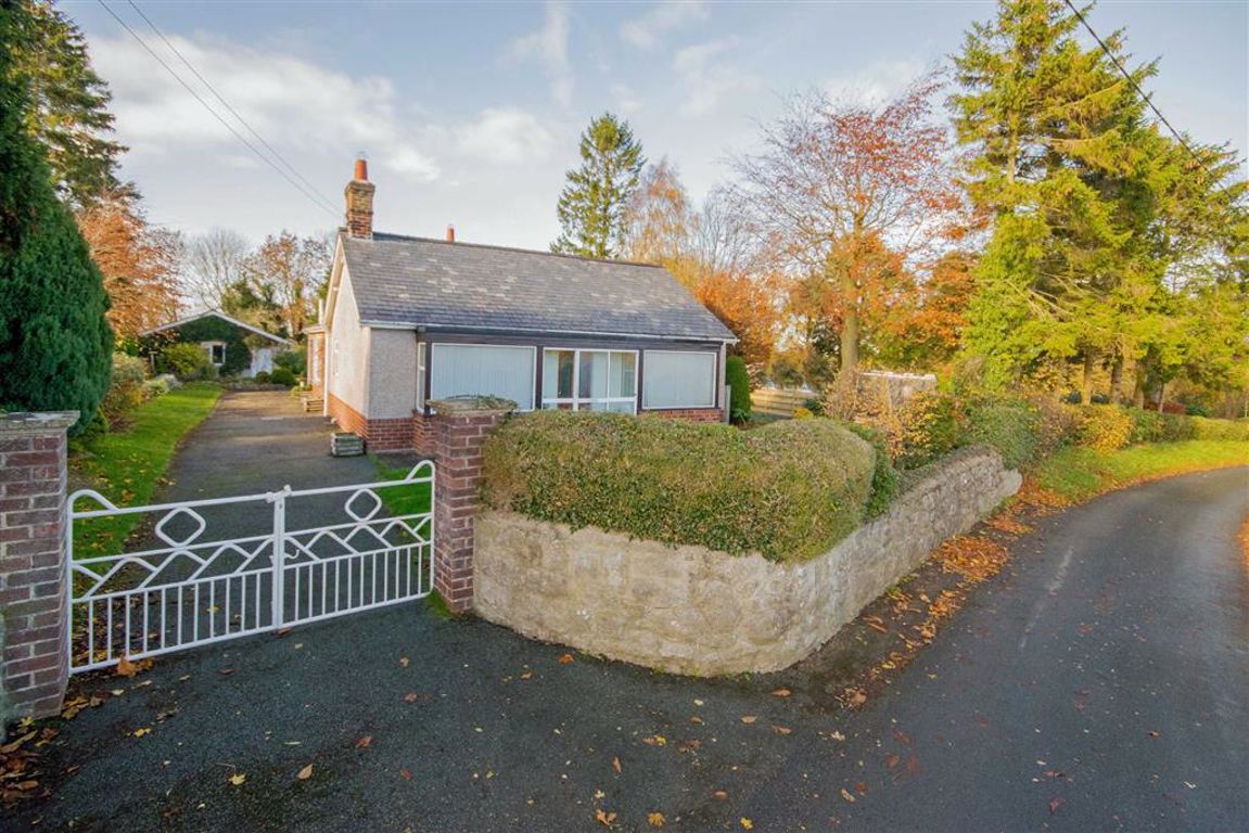 Bungalow detached Ysceifiog, Holywell