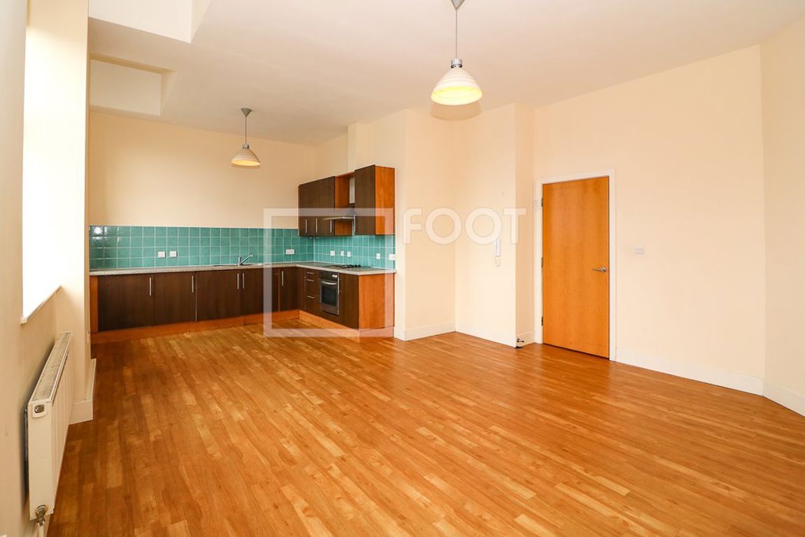 East Parade, Bradford, BD1 5HD
