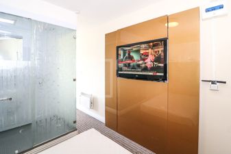 Picture 5