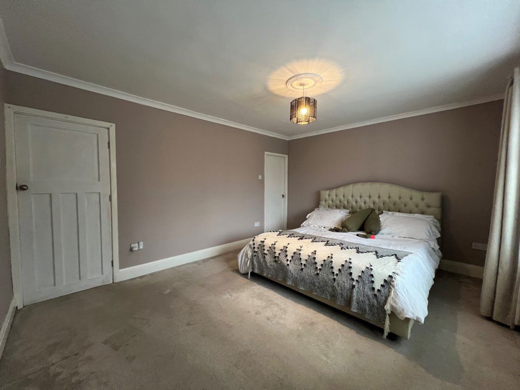 Portico Lane, Eccleston Park, Prescot