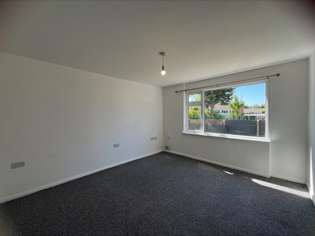 3 bed property in Stoney Lane, Prescot
