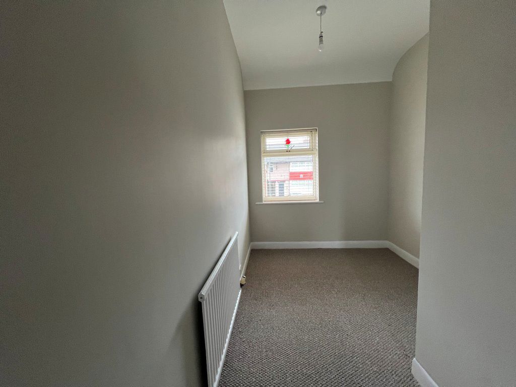 3 bed property in Sandhurst Road, Prescot
