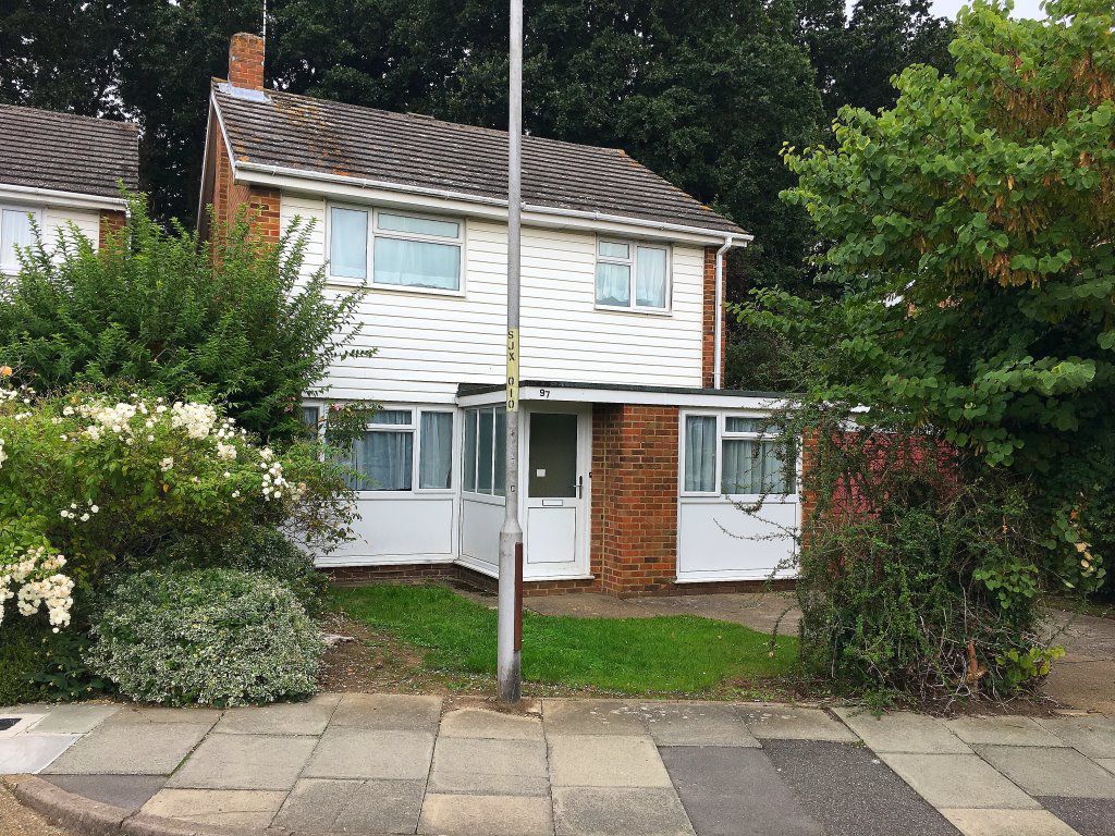 Salisbury Road, Canterbury Ref 285 Caxtons