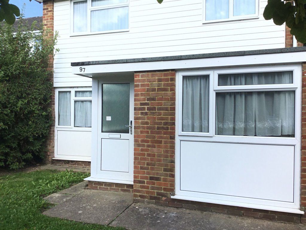 Salisbury Road, Canterbury Ref 285 Caxtons