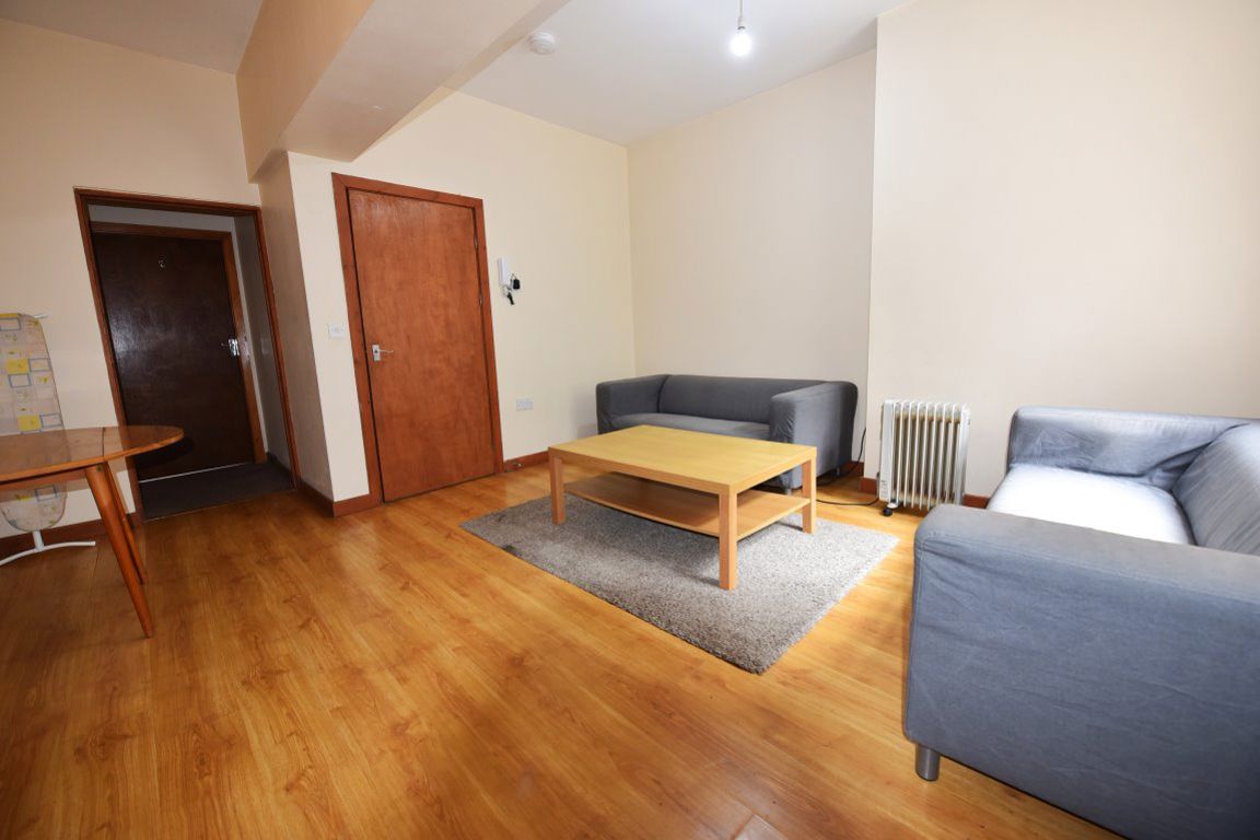 Low Close Dwellings, Flat 1