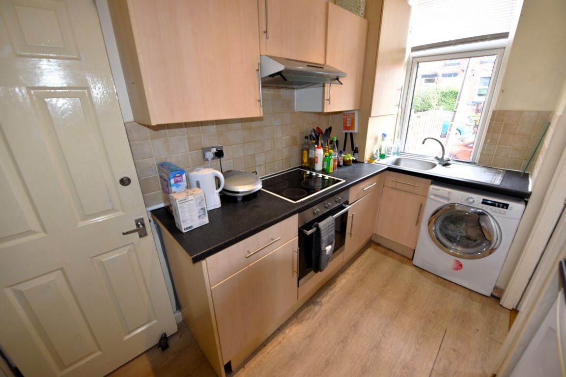 Woodside Avenue House Share