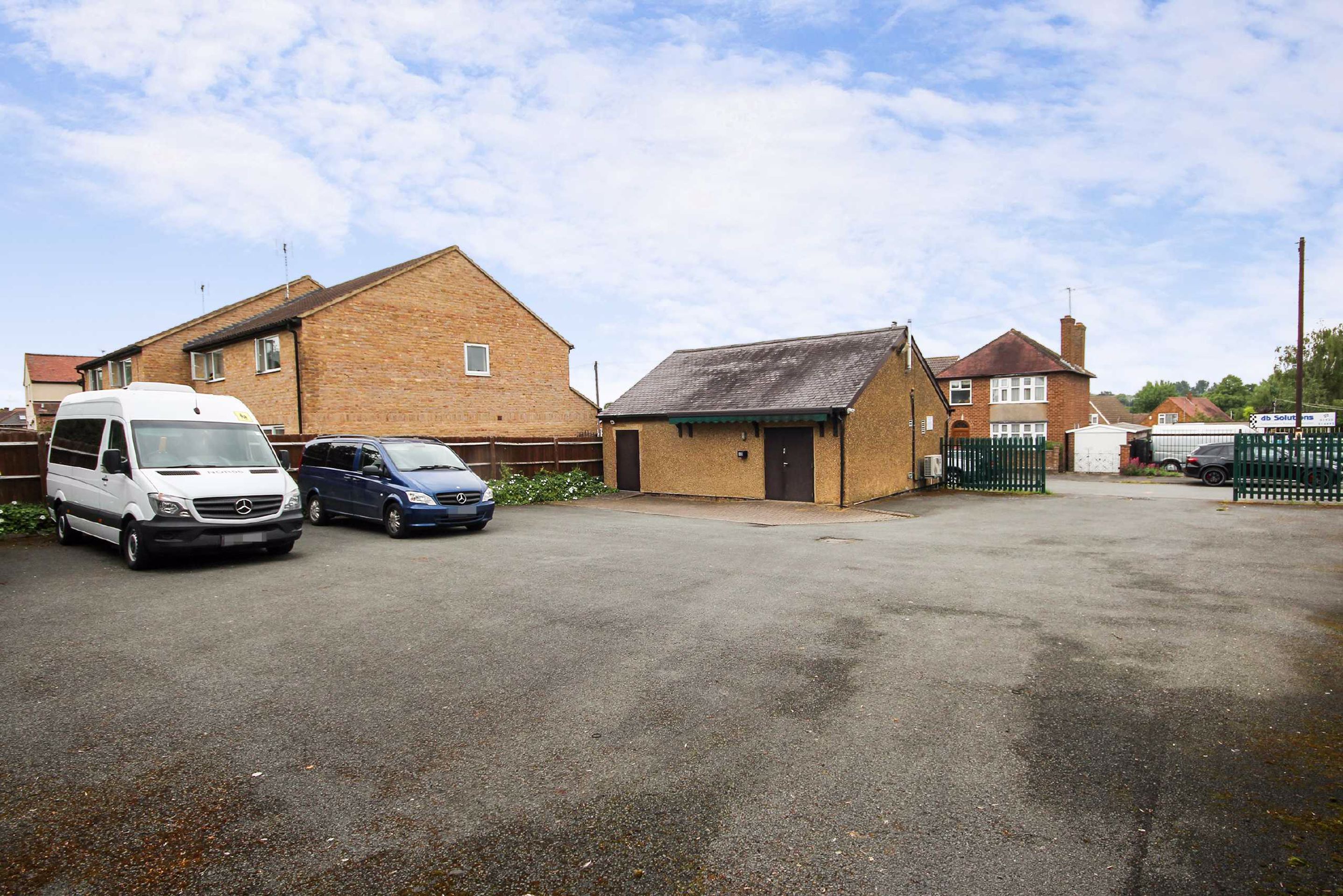 Quorn Road, Rushden Simpson & Weekley