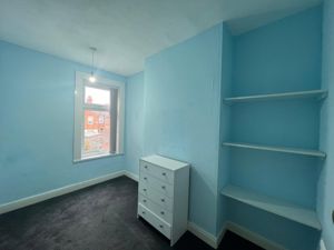 Picture 10