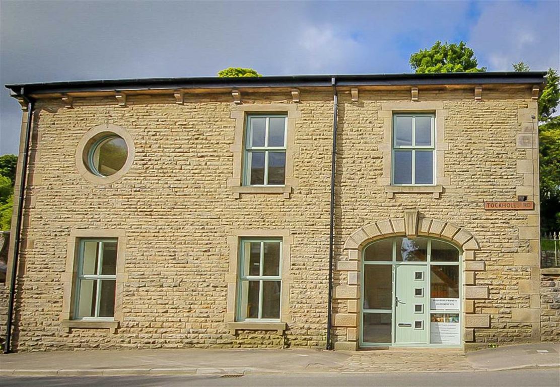 4 Bed Barn Conversion For Sale - Main Image