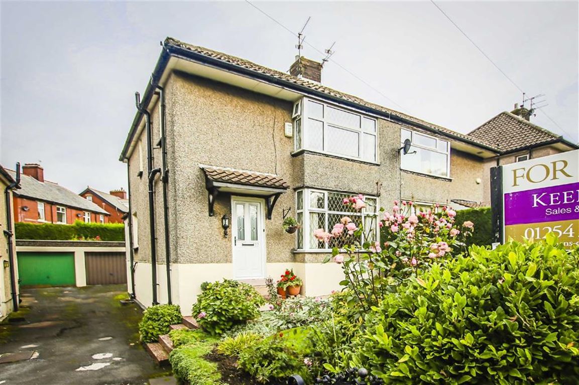 3 Bed Semi-detached House For Sale - Main Image