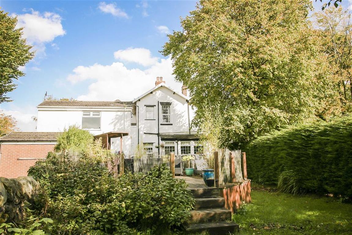 5 Bed Semi-detached House For Sale - Main Image