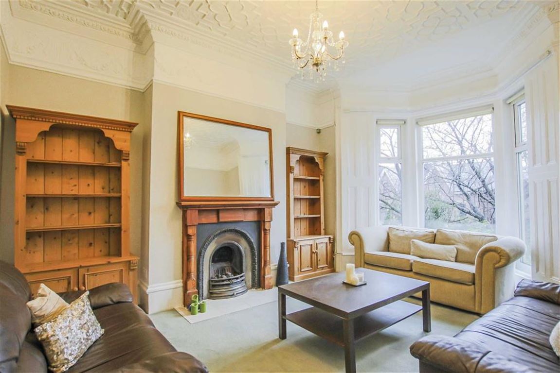 3 Bed Mid Terrace House For Sale - Main Image