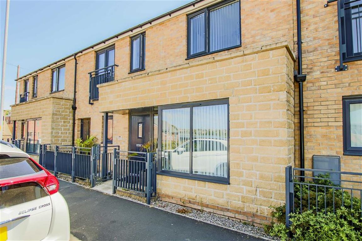 3 Bed Mid Terrace House For Sale - Main Image