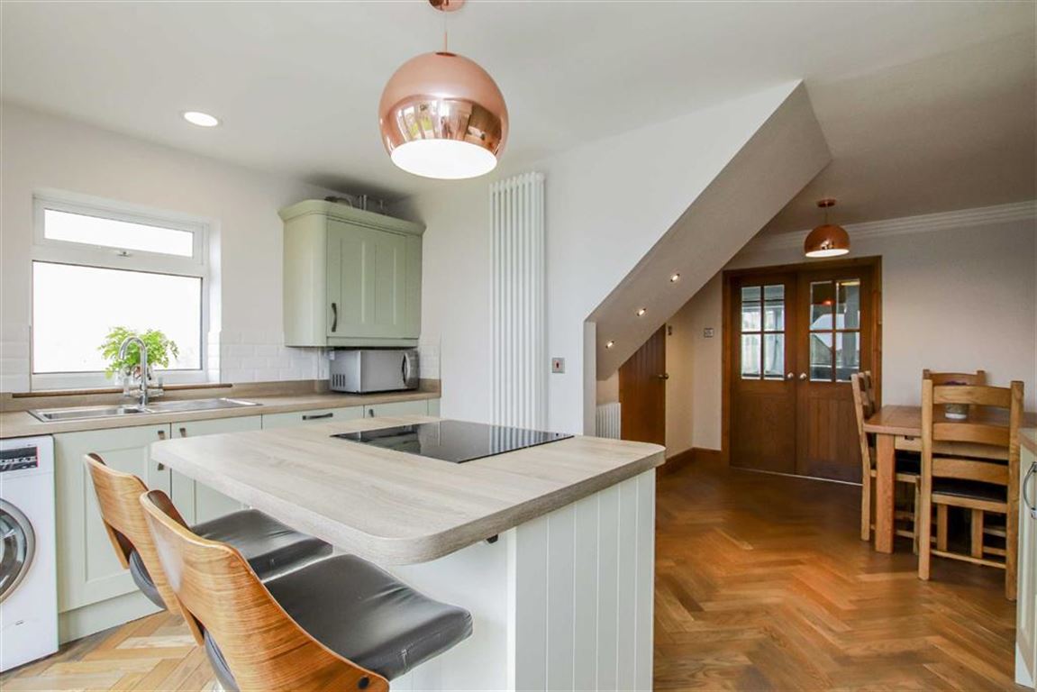 3 Bed End Terrace House For Sale - Main Image