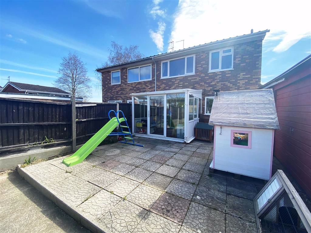 Parc Hendy, Mold, Flintshire Reid and Roberts