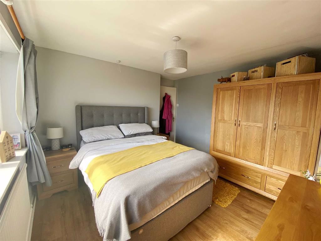 Parc Hendy, Mold, Flintshire Reid and Roberts