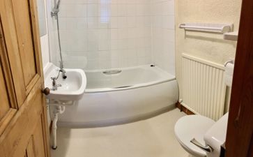 Picture 4