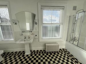 Picture 11