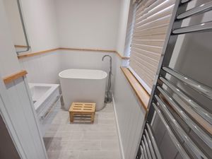 Picture 16
