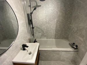 Picture 7