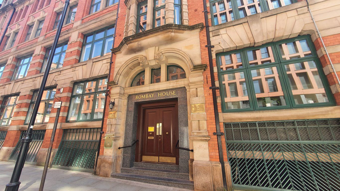 BOMBAY HOUSE, GRANBY VILLAGE, MANCHESTER, M1 3AB Price 800