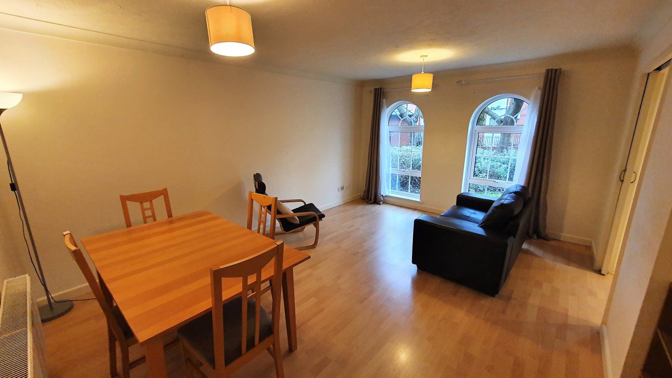 LABRADOR QUAY, SALFORD QUAYS, M50 Price 1250 Bedrooms 2