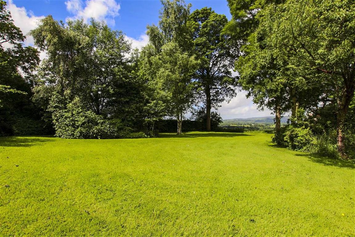 6 Bed Barn Conversion For Sale - Main Image