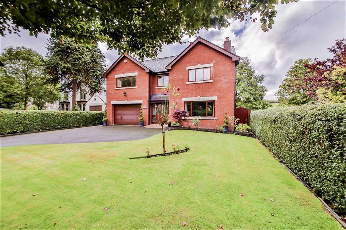 5 Bed Detached House For Sale - Main Image