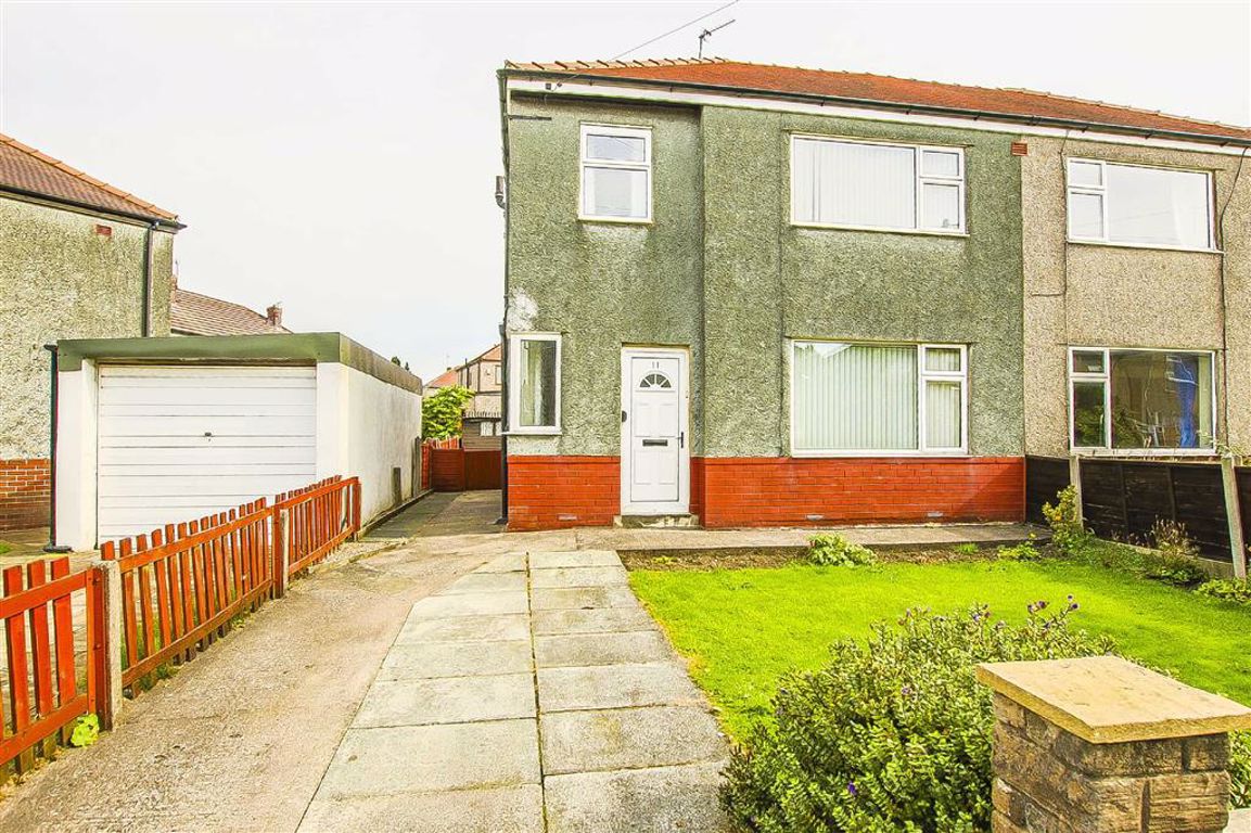 3 Bed Semi-detached House For Sale - Main Image