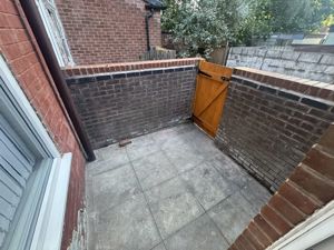 Picture 11