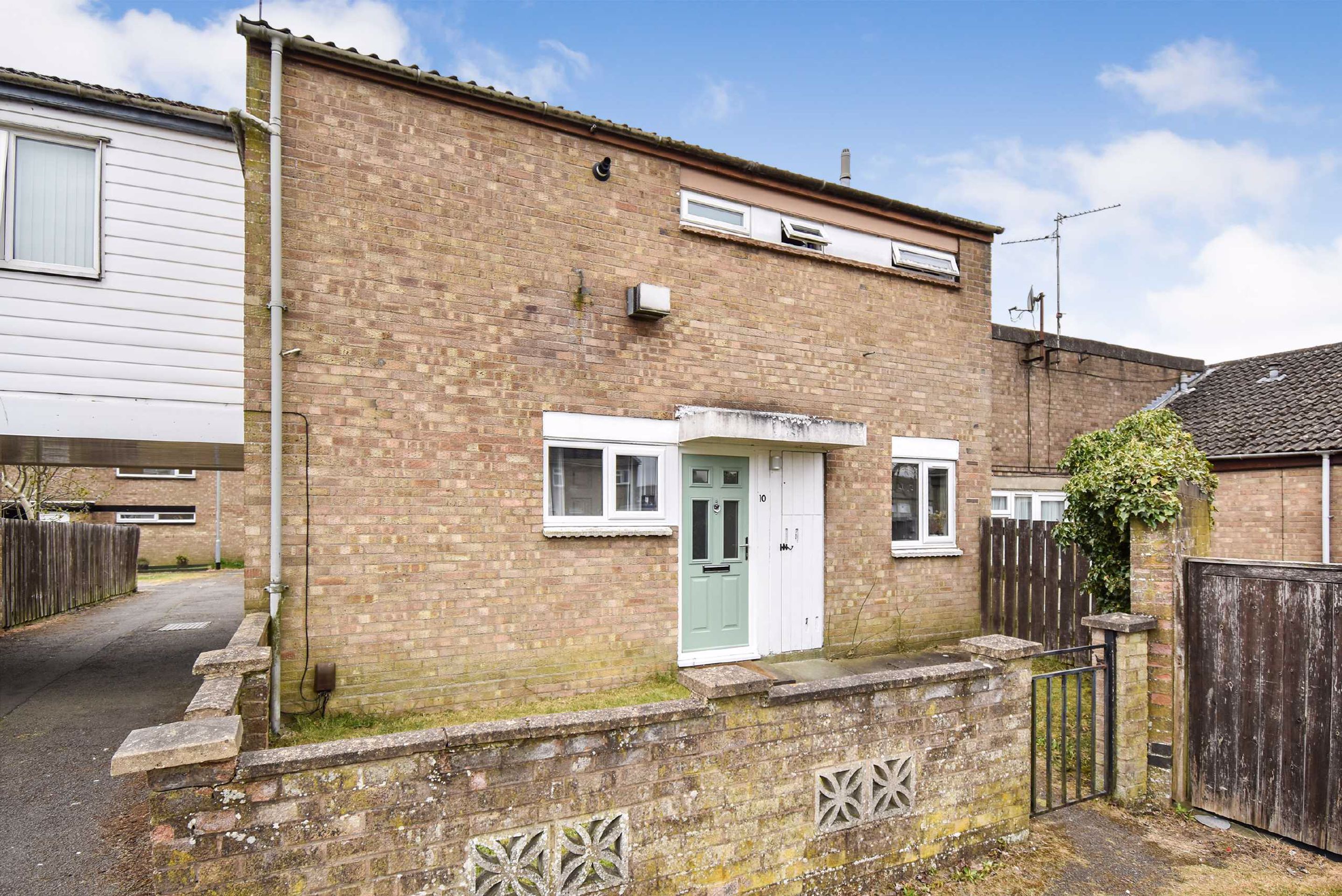 Bute Close, Corby Simpson West