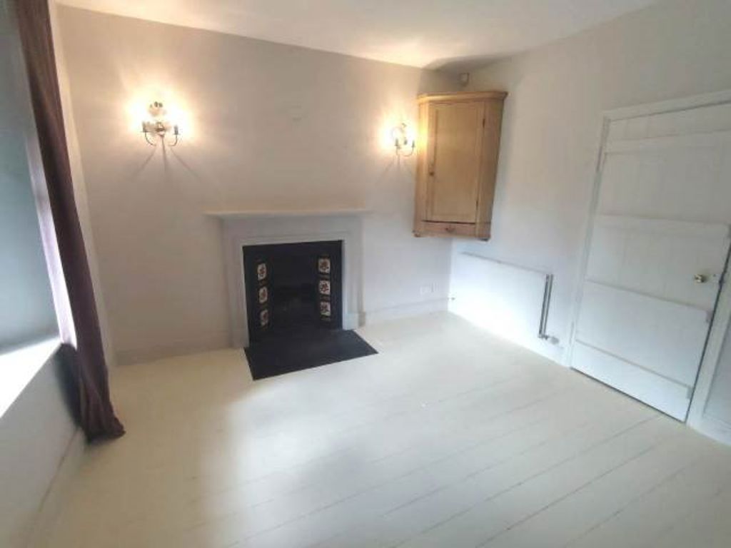 Close Cottage