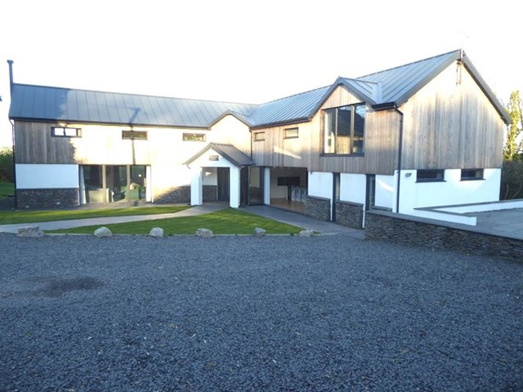 Low Wood House