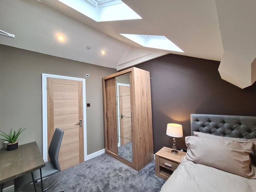 Room 4